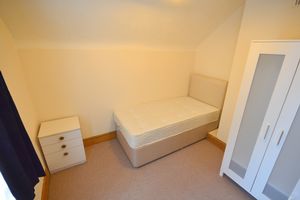 Bedroom- click for photo gallery